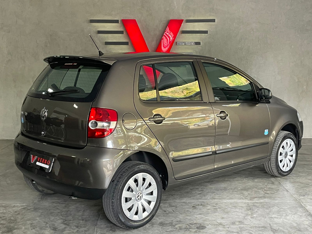 Volkswagen Fox Cinza