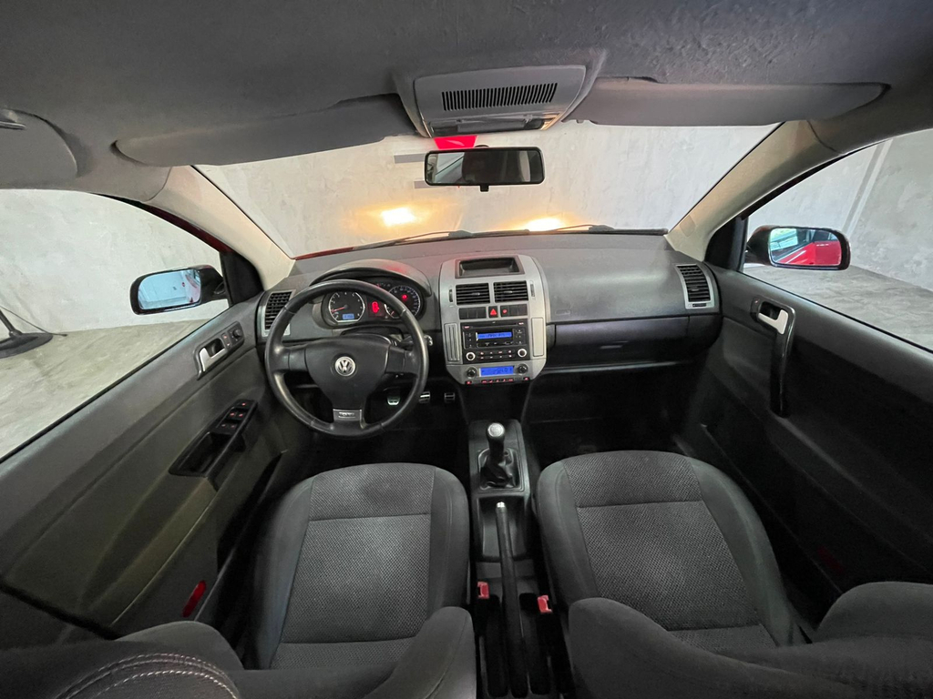 Volkswagen Polo Vermelho