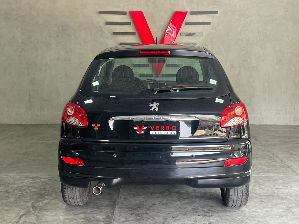 Peugeot 207 Preto
