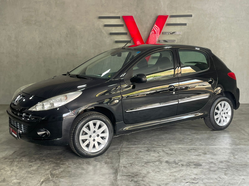 Peugeot 207 Preto
