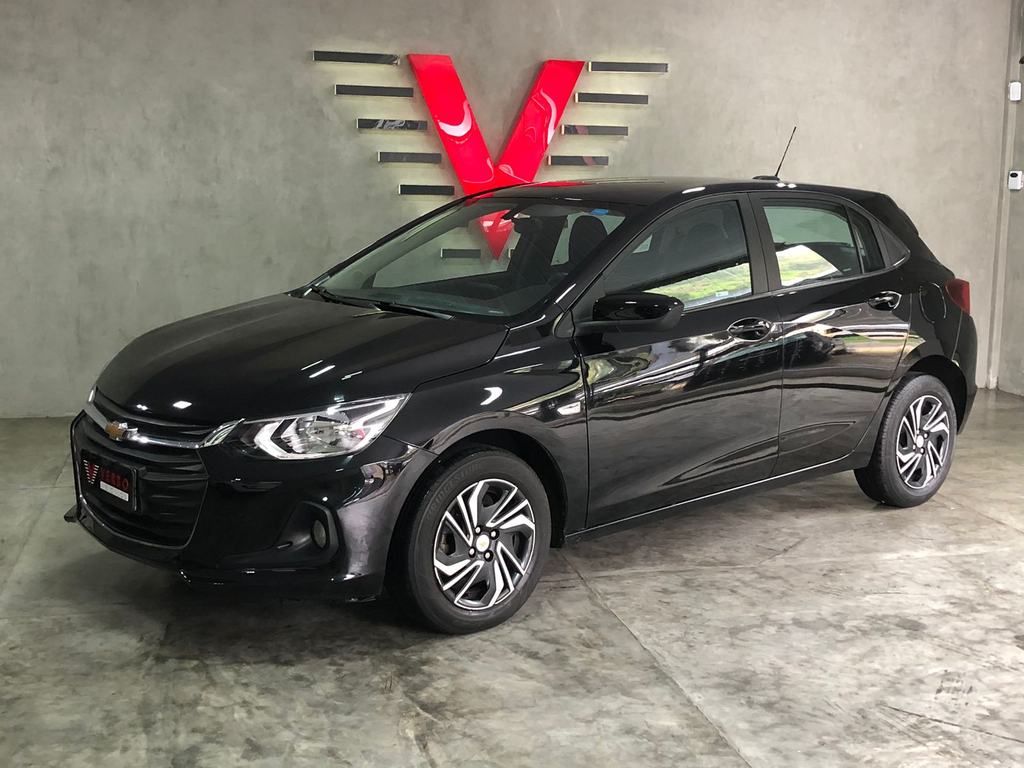 Chevrolet Onix Preto