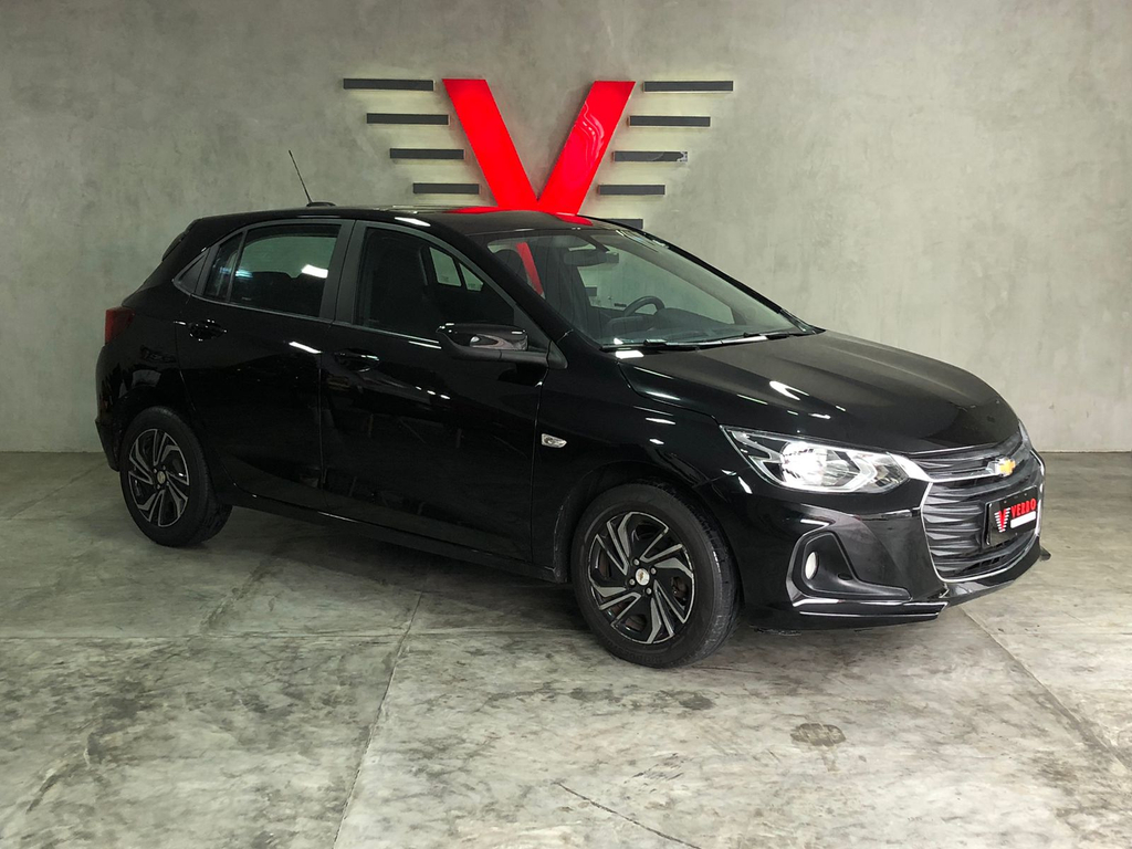 Chevrolet Onix Preto