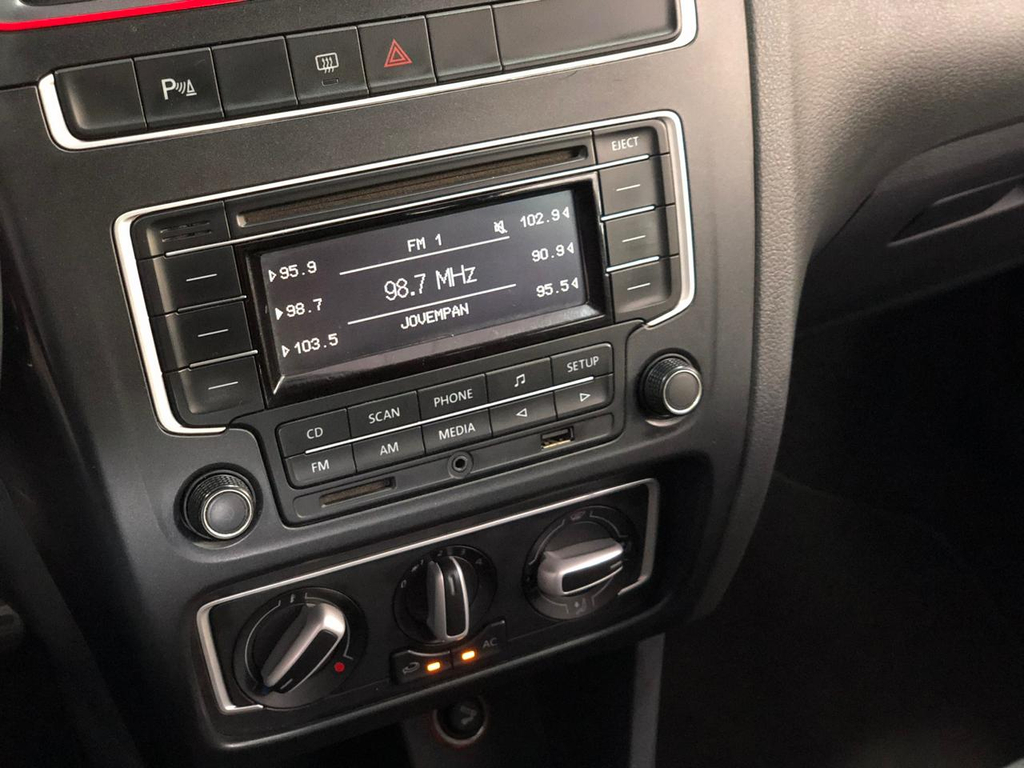 Volkswagen Fox Vermelho