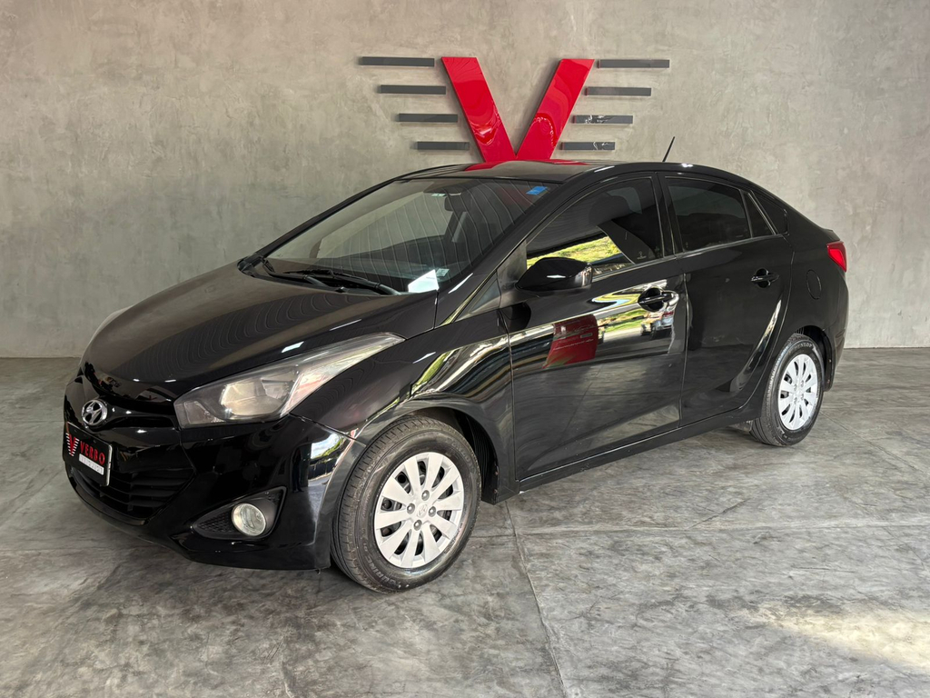 Hyundai HB20S Preto