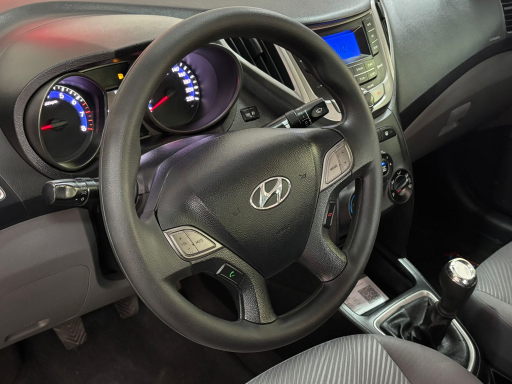 Hyundai HB20S Preto