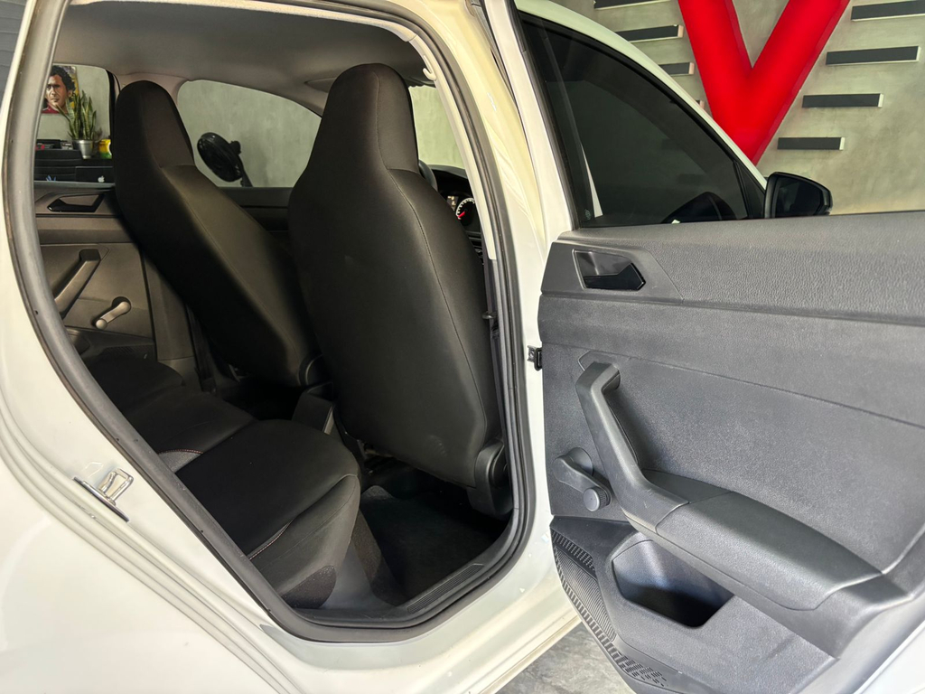 Volkswagen Polo Branco