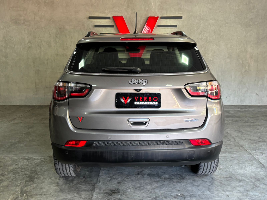 Jeep Compass Cinza