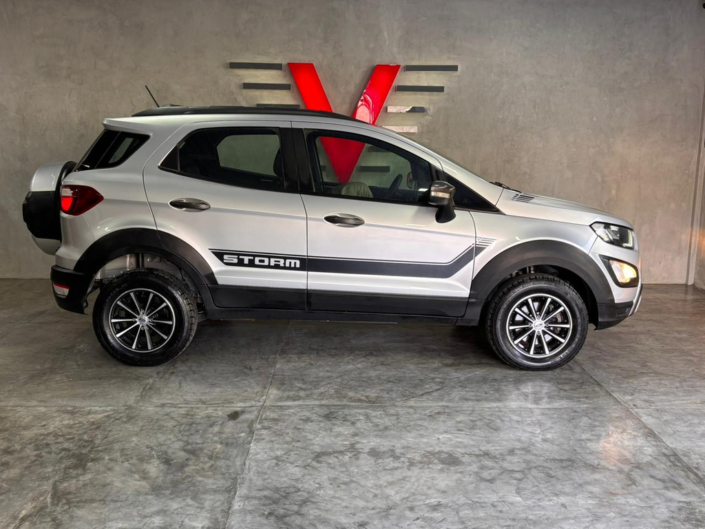 Ford EcoSport Prata