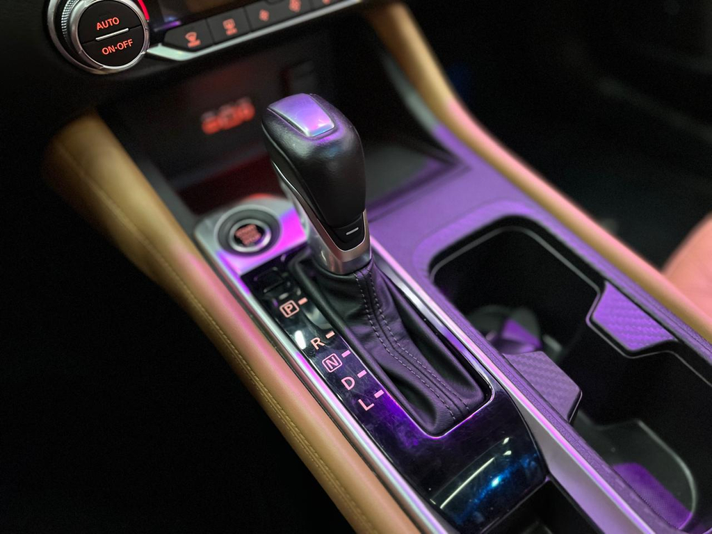 Nissan Sentra Cinza