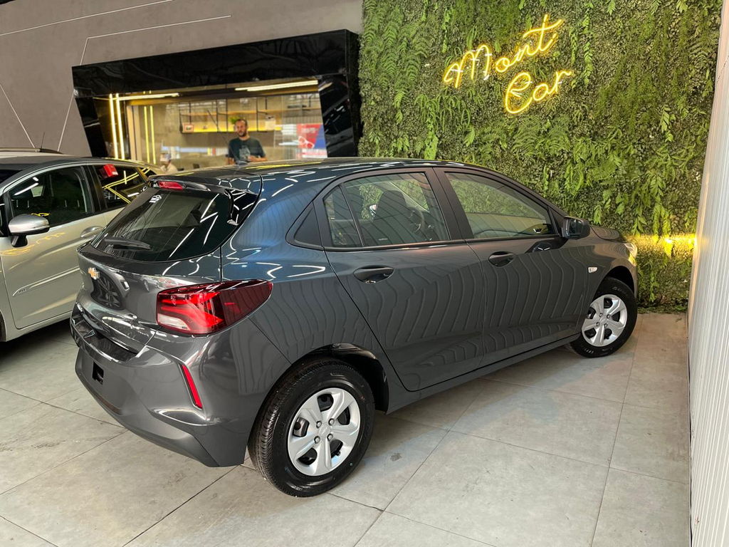 Chevrolet Onix Cinza