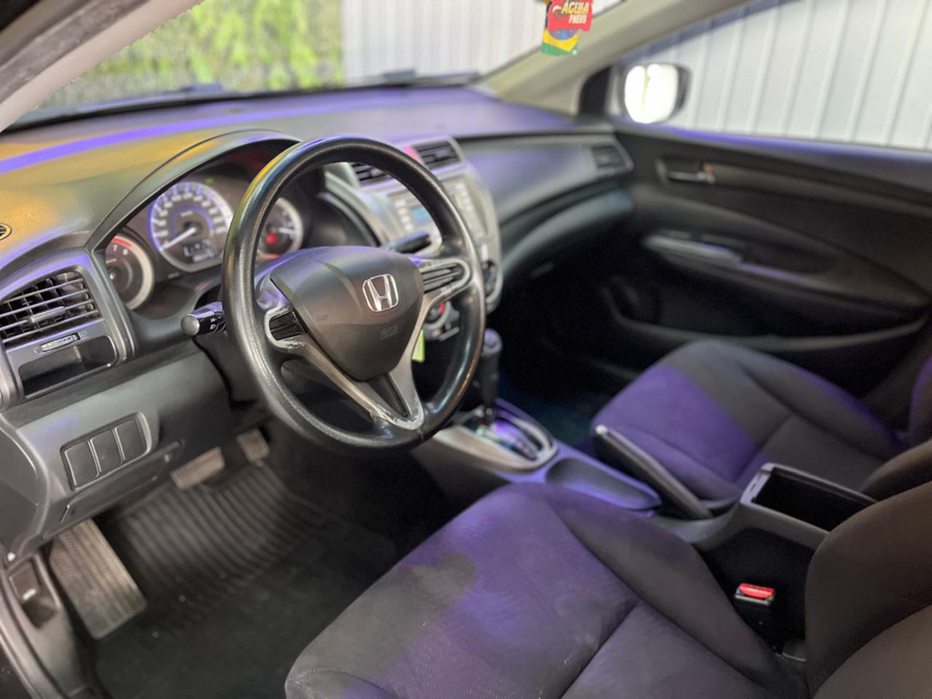 Honda City Preto