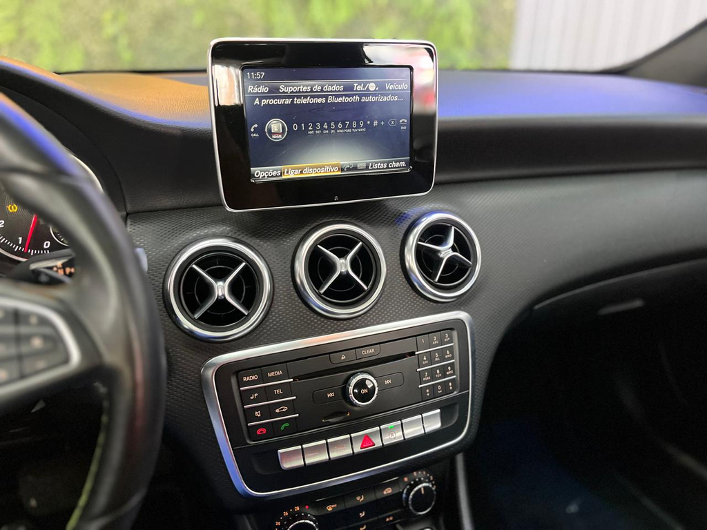 Mercedes Benz A 200 Azul