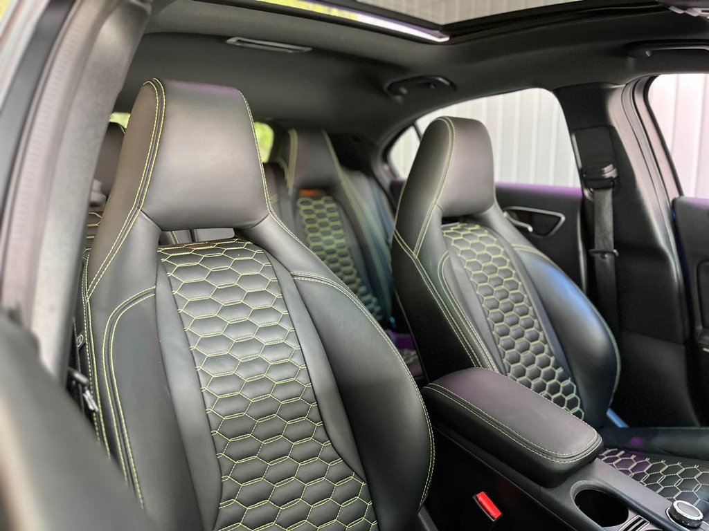Mercedes Benz A 200 Azul