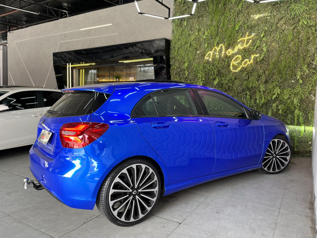 Mercedes Benz A 200 Azul