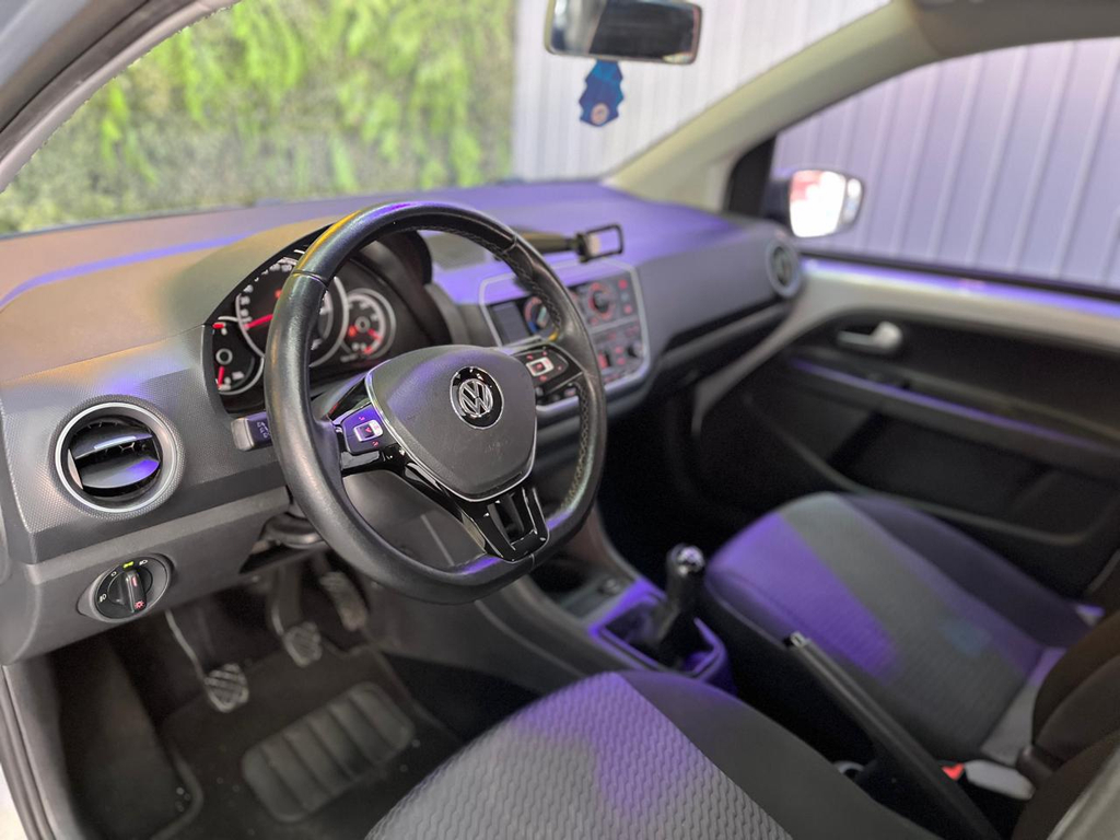Volkswagen Up! Prata