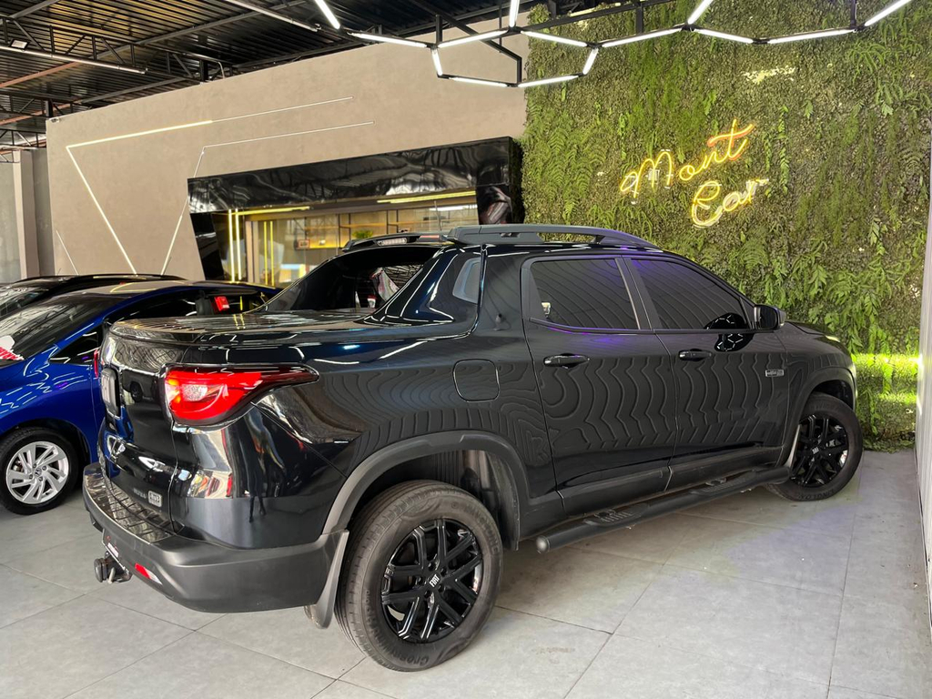 Fiat Toro Preto