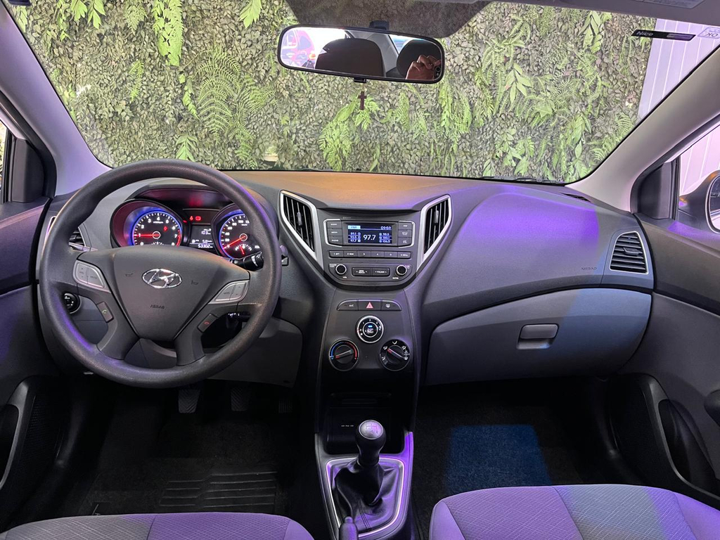 Hyundai HB20S Branco