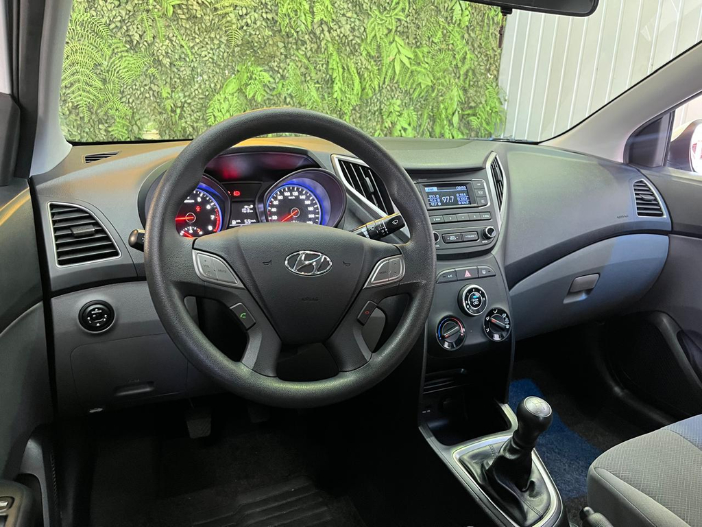 Hyundai HB20S Branco