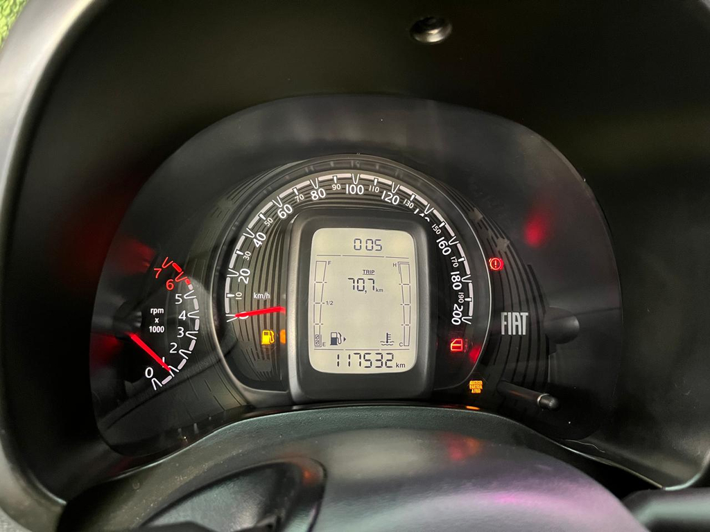 Fiat Mobi Branco
