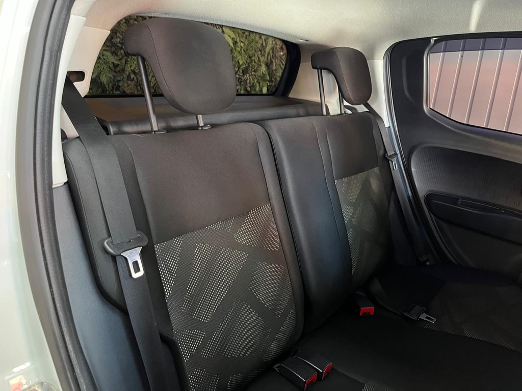 Fiat Mobi Branco