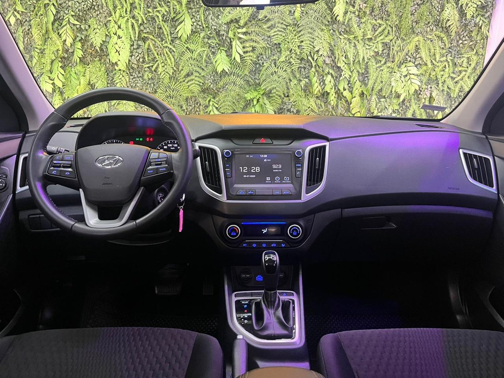 Hyundai Creta Preto