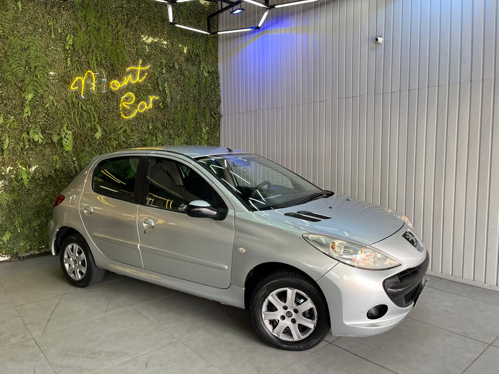 Peugeot 207 Prata