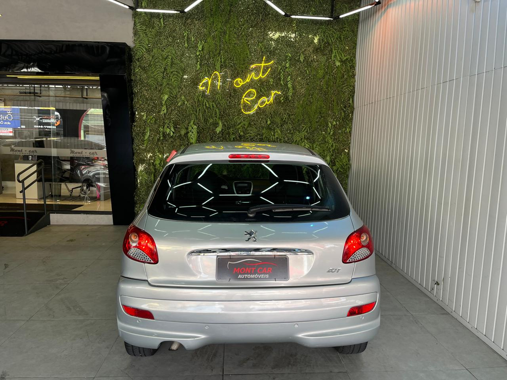 Peugeot 207 Prata