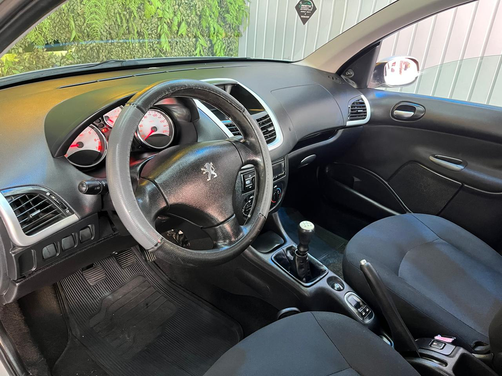 Peugeot 207 Prata