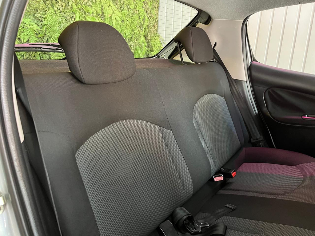 Peugeot 207 Prata