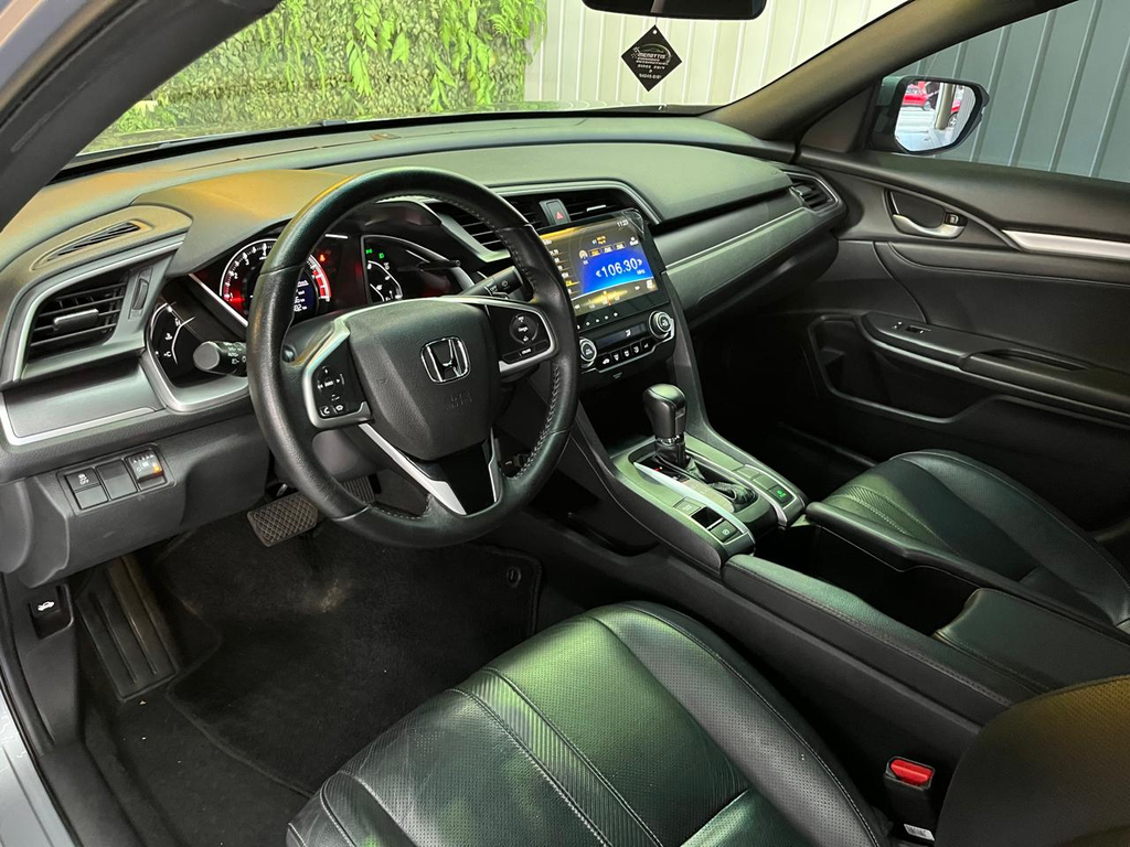Honda Civic Prata