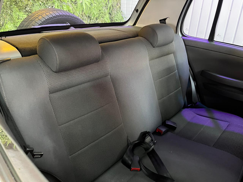 Volkswagen CrossFox Prata