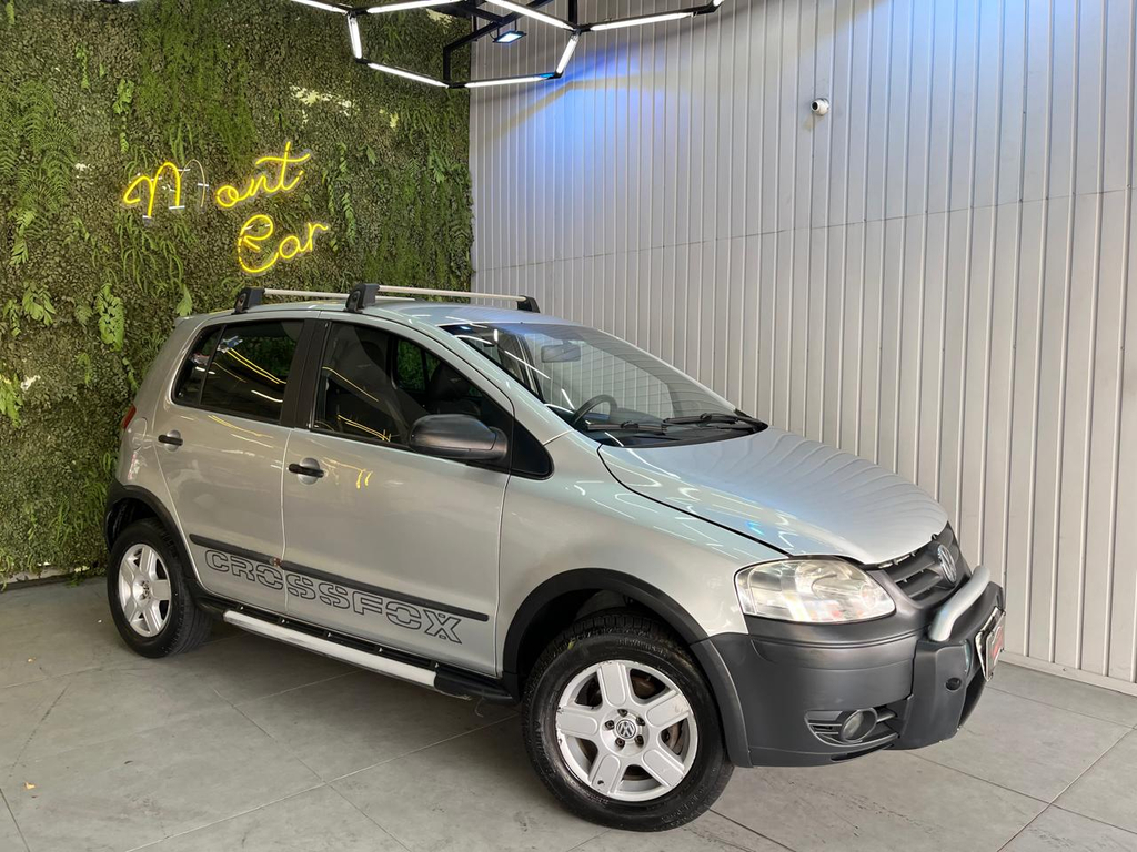 Volkswagen CrossFox Prata