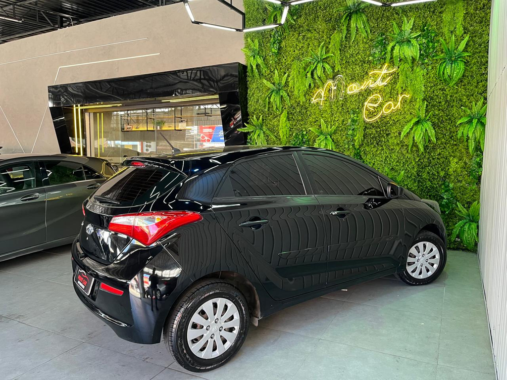 Hyundai HB20 Preto