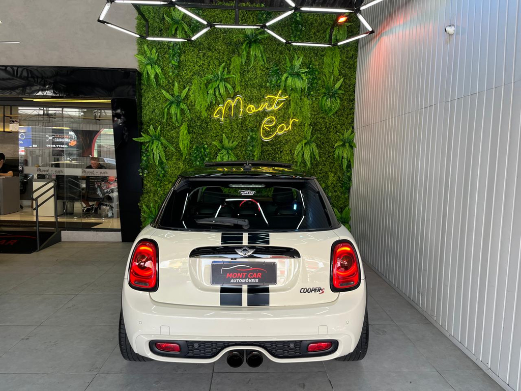 Mini Cooper Branco