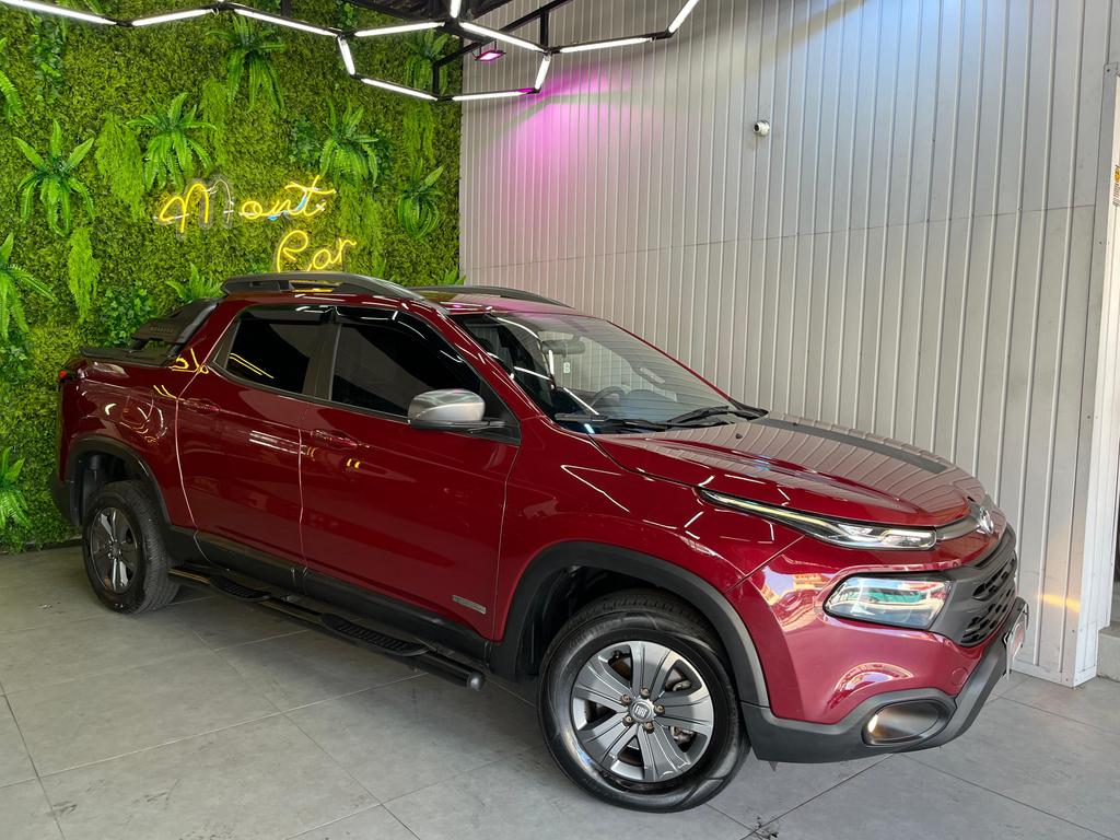 Fiat Toro Vermelho