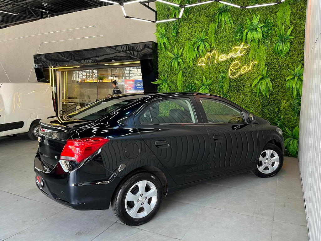 Chevrolet Prisma Preto