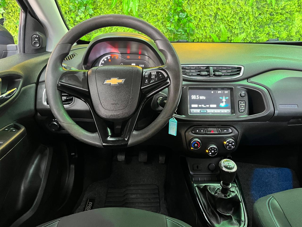 Chevrolet Prisma Preto