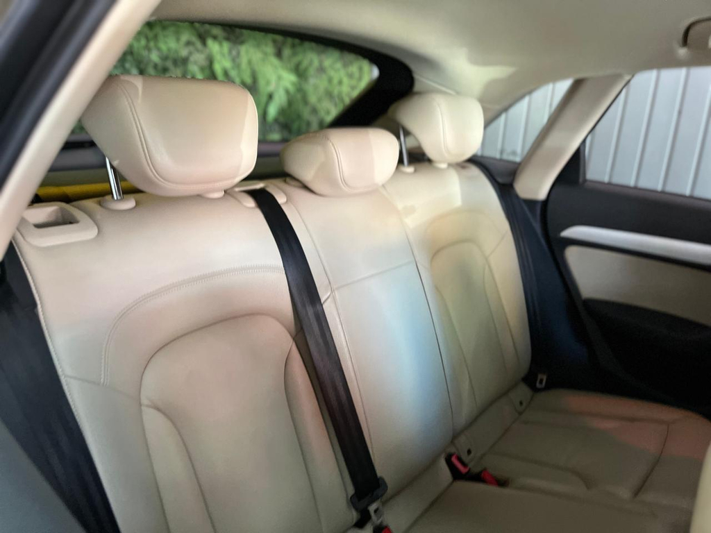 Audi Q3 Preto
