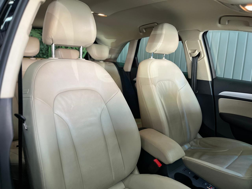 Audi Q3 Preto