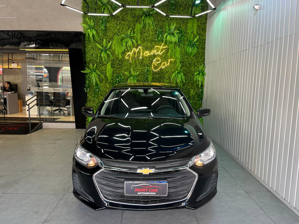 Chevrolet Onix Sedan Preto