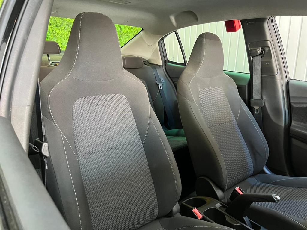 Chevrolet Onix Sedan Preto