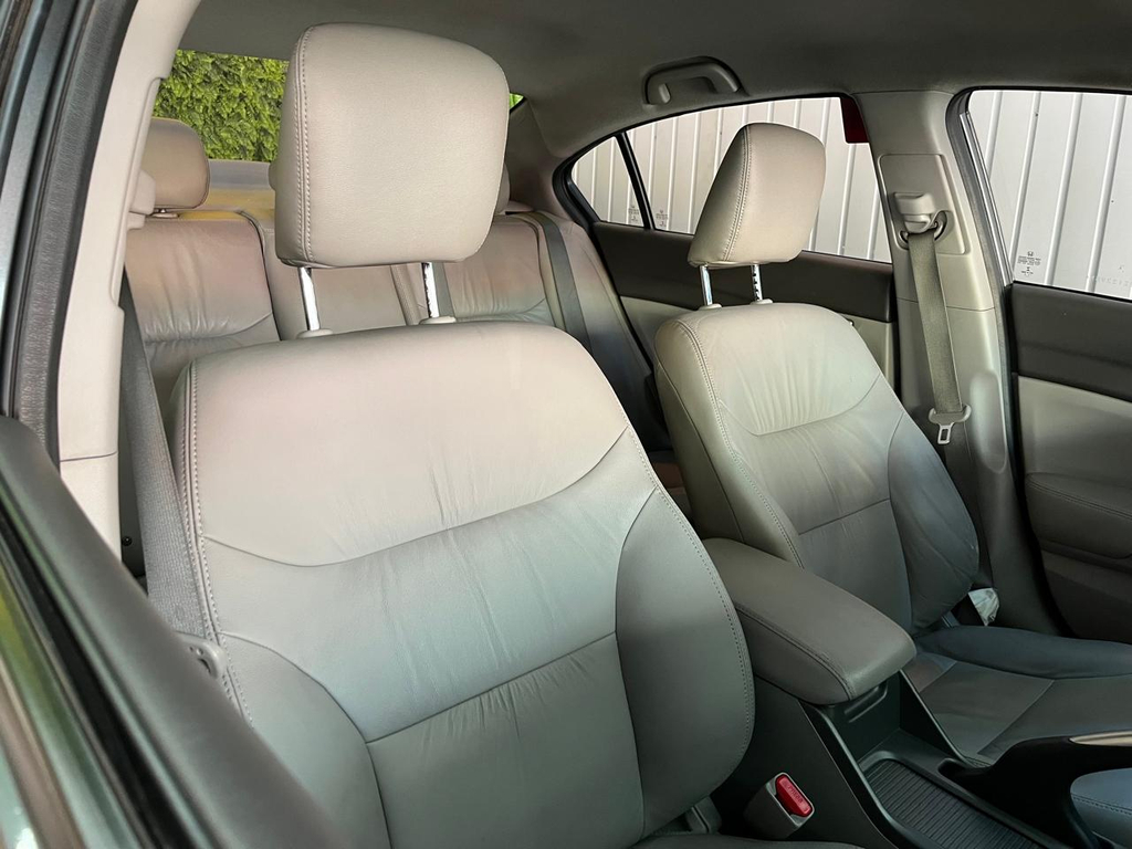 Honda Civic Cinza
