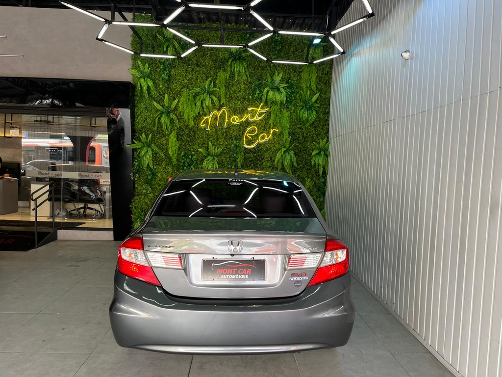 Honda Civic Cinza