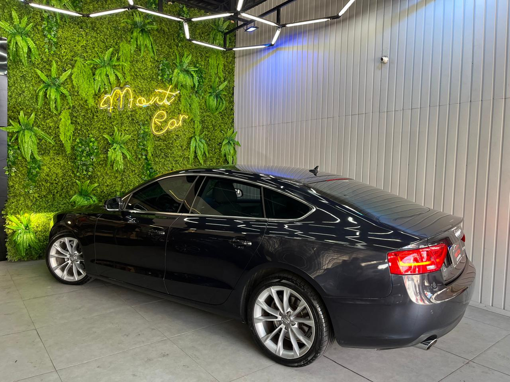 Audi A5 Azul