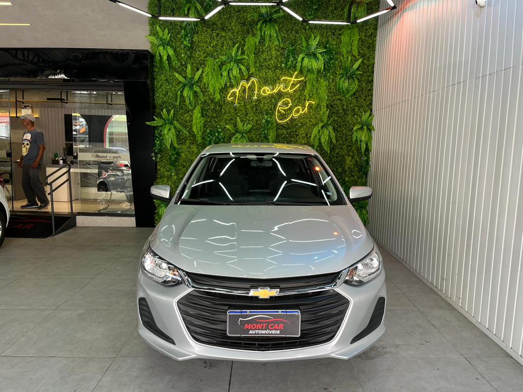 Chevrolet Onix Prata