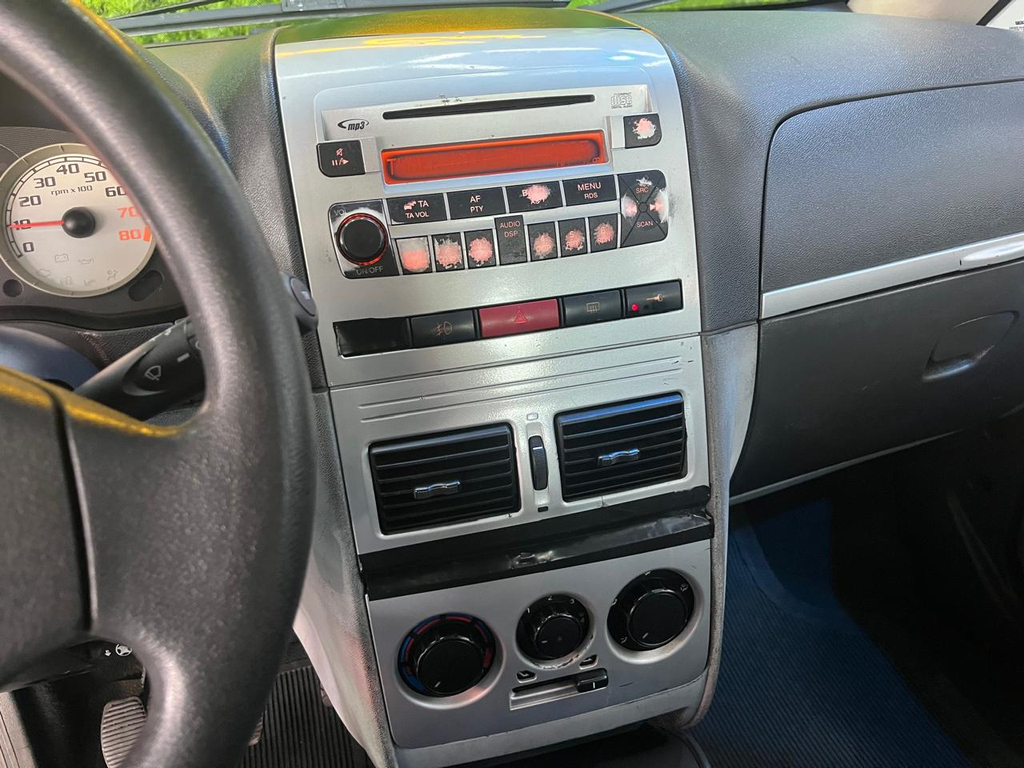 Fiat Idea Preto