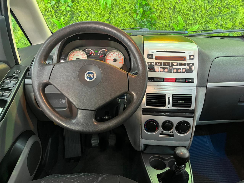 Fiat Idea Preto