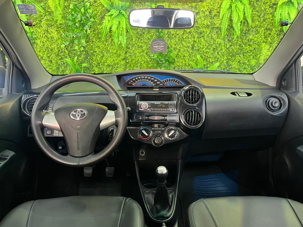 Toyota ETIOS Prata