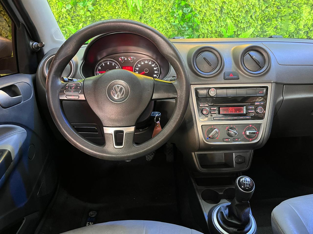 Volkswagen Voyage Prata