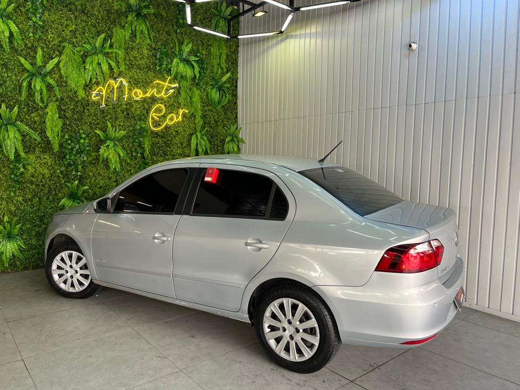 Volkswagen Voyage Prata